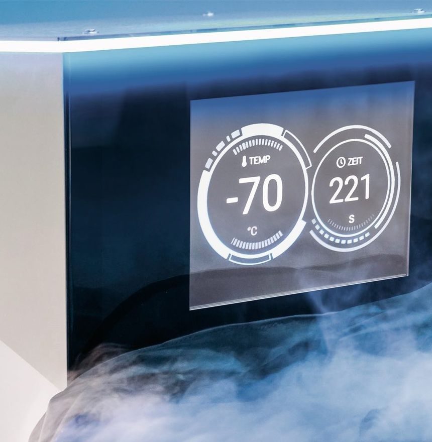 Session screen showing minus 70 degrees and 221 seconds above cold mist